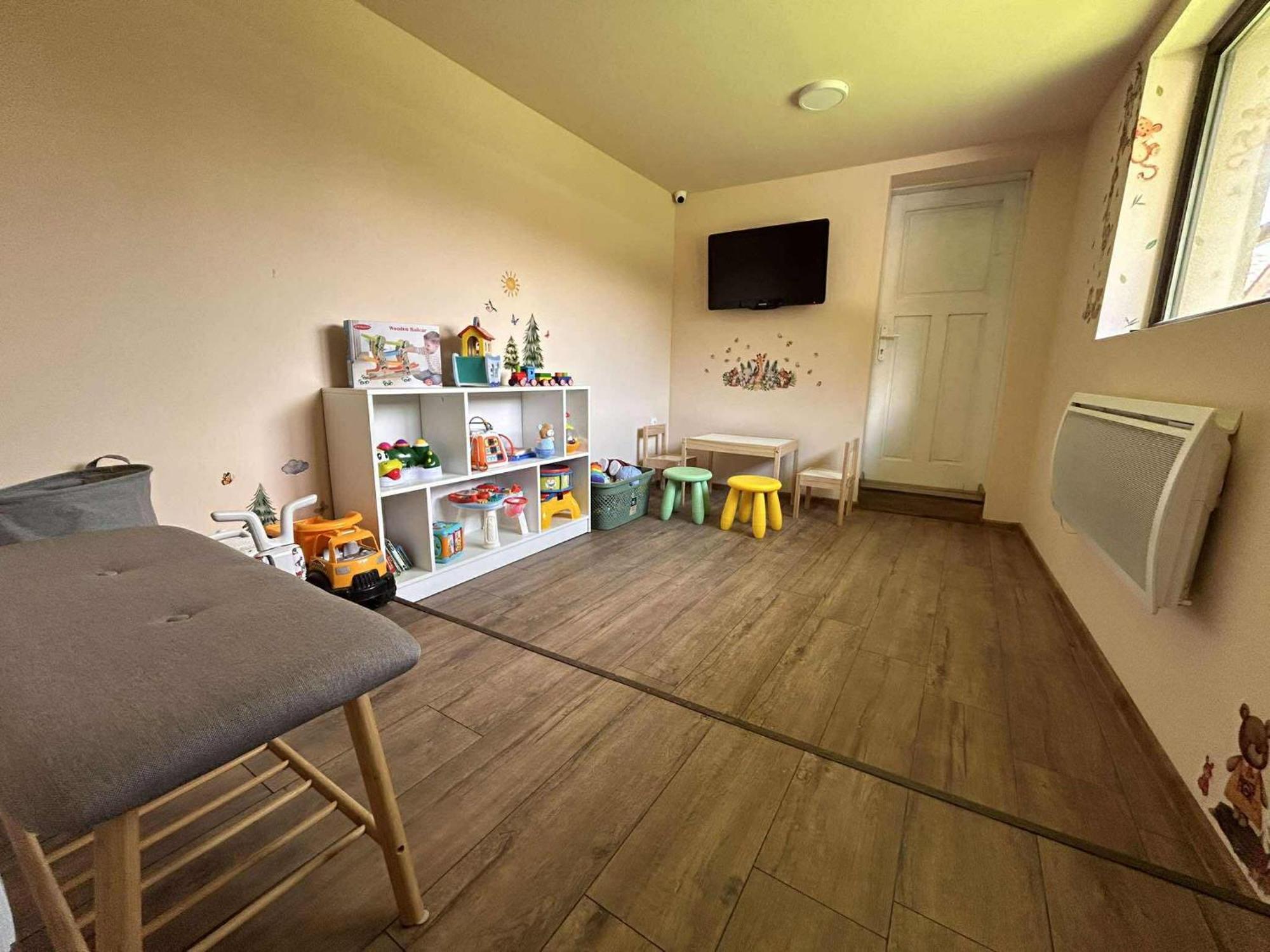 Forest Oasis Guest House Free Parking 萨帕雷瓦巴尼亚 外观 照片